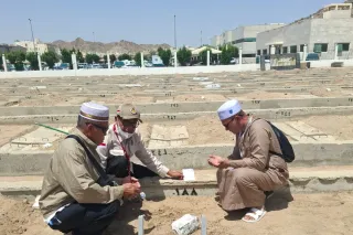 Almarhumah Marati (65) dimakamkan di Maqbarah Syara'i (Sharae) 