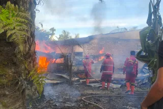 Tim Manggala Agni tuntaskan pemadaman sisa asap akibat karhutla di Siak