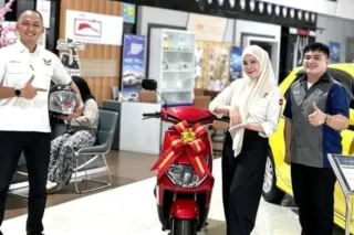 Bonus Gratis satu unit motor listrik dari Agung Toyota Sutomo Pekanbaru 