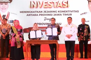 Pemrov Riau-Pemrov Jatim jajaki 11 kerja sama strategis perluas kolaborasi ekonomi 
